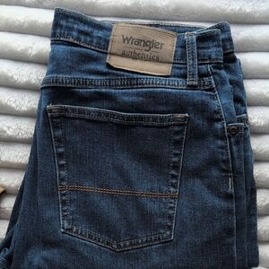 Wrangler Authentic Dark Blue Jeans